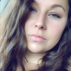 Meet your Posher, Cori